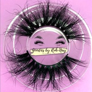 Mink 25mm lashes